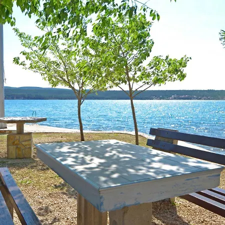 شقة Marijana By Interhome غورني كارين